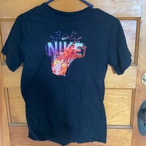 Nike tee